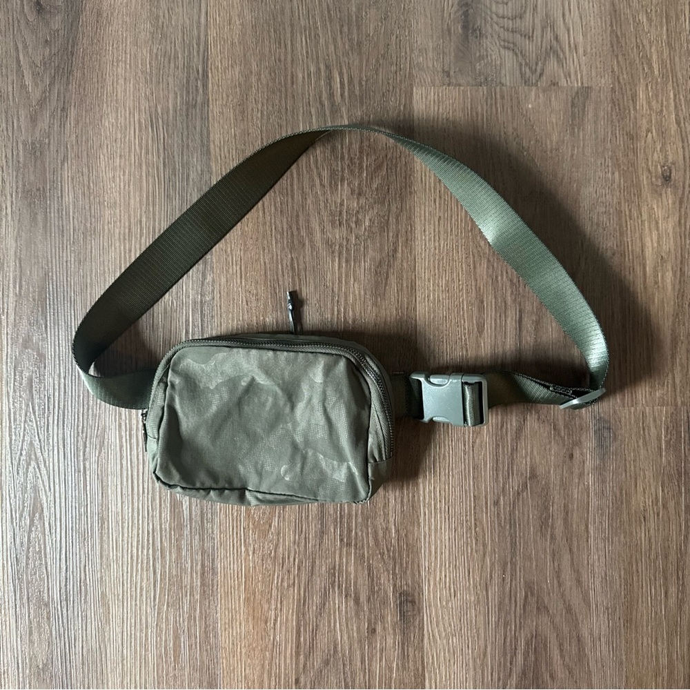 Olive Camo‎ Utility Fanny Pack Belt Bag Adjustable Strap